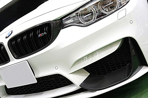 Carbon Front Grill BMW M Performance F82M4 StudieAG.jpg