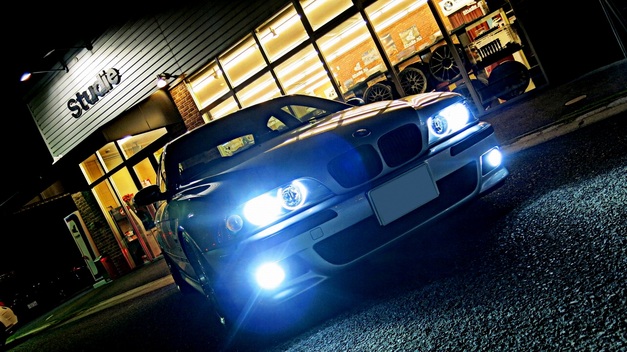 StudieAG BMW E39 BREX HID.jpg
