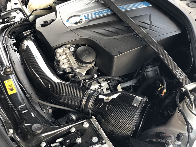Studie EVENTURI BMW ActiveHybrid3 CARBON INTAKE System.JPG